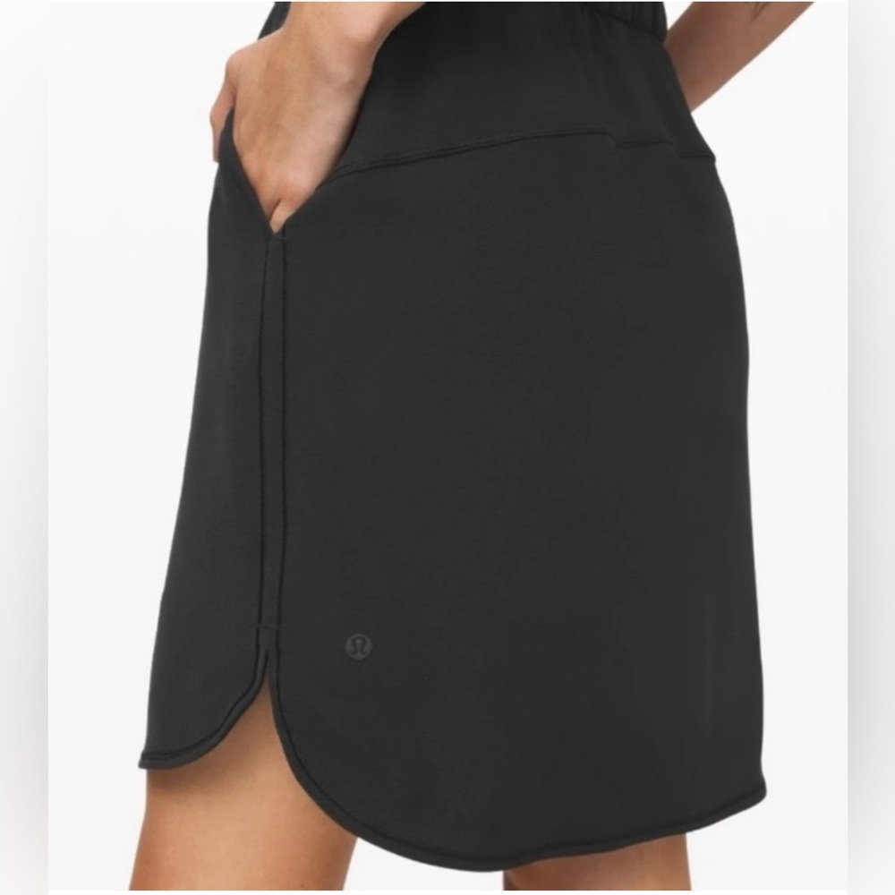 lululemon athletica Black Curved-Hem Athletic Skirt